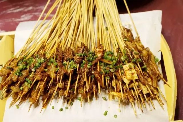 福利|一顿饭让你的舌尖走遍湘西!你看到不流口水算我输(图24) 孙二娘湘西烧烤 长沙 雅致湘西风味美食_湖南湘西小吃