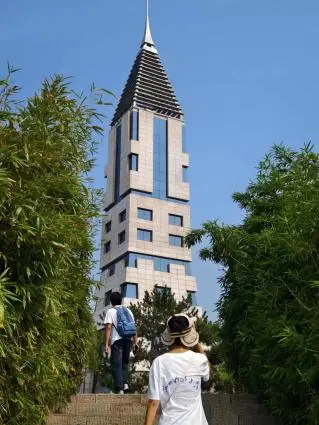 河北科技大学信息科学与工程学院_河北科技大学信息科学与工程学院溯正定之韵队探寻正定文脉体悟红色精神传承红色基因暑期社会实践_正定古建筑艺术宝库探寻广慧寺隆兴寺阳和楼