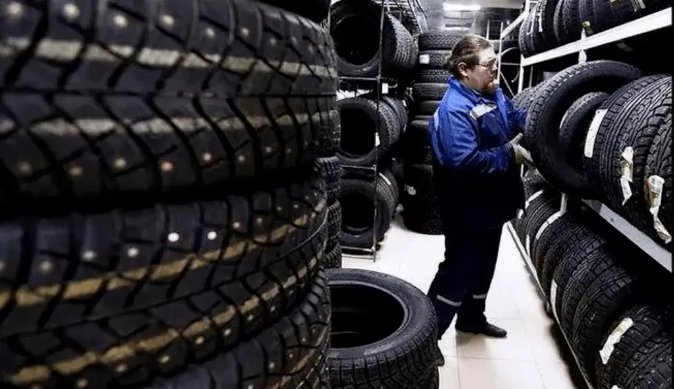 多重利好支持,七月轮胎出口同比显著增长(图3) 欧洲卡客车轮胎双反取消影响_俄白哈对华卡客车轮胎_中国充气轮胎出口量增长