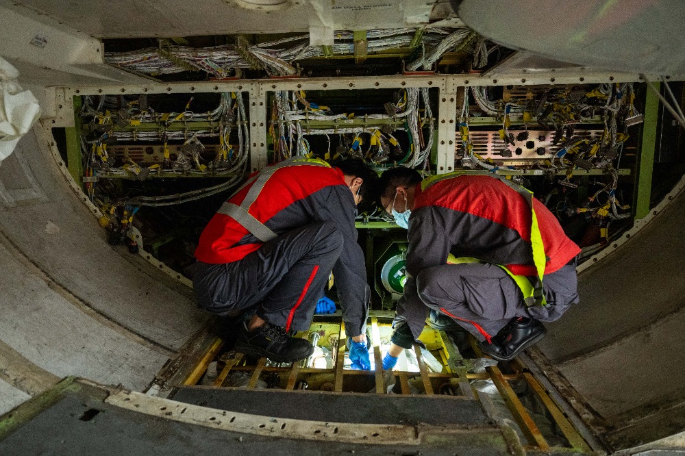 重庆航空发动机维修基地_飞机维修公司_方大重庆航空城飞机拆解基地