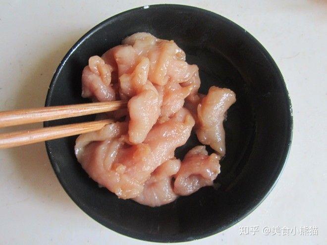 经典川菜锅巴肉片这样做,酥香中带着肉片滑嫩,好吃到没话说!(图4) 锅巴菜制作方法_脆香锅巴肉片食谱_锅巴肉片做法
