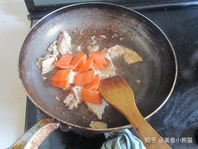 经典川菜锅巴肉片这样做,酥香中带着肉片滑嫩,好吃到没话说!(图10) 锅巴菜制作方法_脆香锅巴肉片食谱_锅巴肉片做法