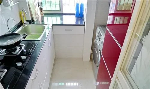 厨房在阳台的装修效果图_小户型厨房阳台改造_厨房阳台设计效果