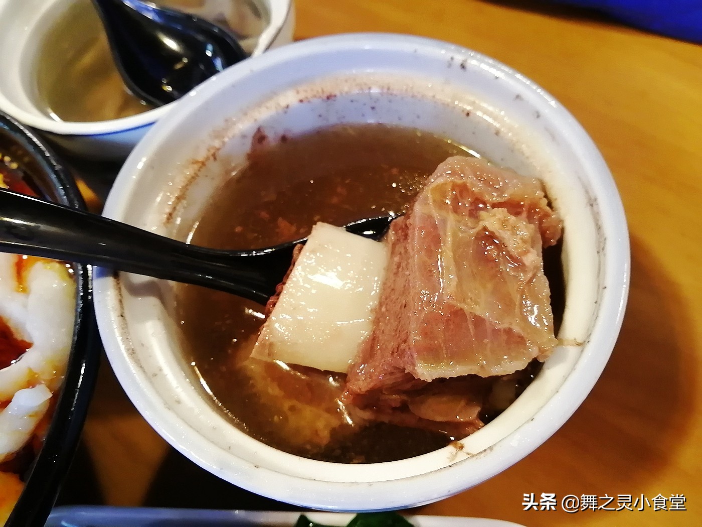 3个人花123元吃最地道的福州小吃,量多还便宜,老板真实在(图5) 三坊七巷的美食_达道牛滑老铺_福州传统小吃