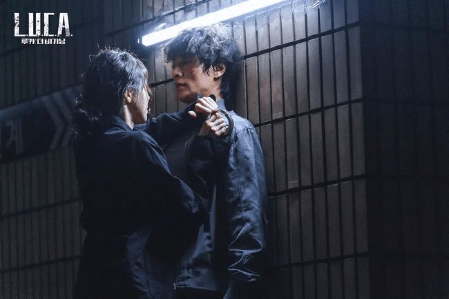 朴信惠的男人,回来了!卷毛花美男,看谁还嫌弃配不上女神(图14) 朴信惠龙俊亨怎么认识_崔泰俊 朴信惠 童星出身