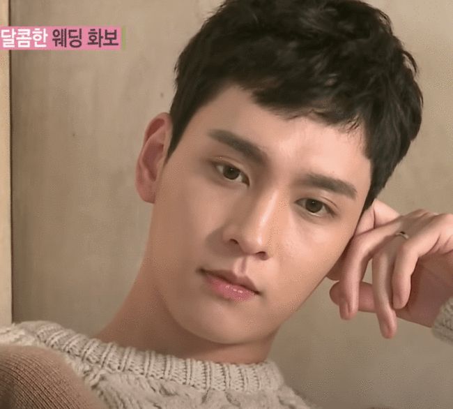 朴信惠的男人,回来了!卷毛花美男,看谁还嫌弃配不上女神(图4) 朴信惠龙俊亨怎么认识_崔泰俊 朴信惠 童星出身