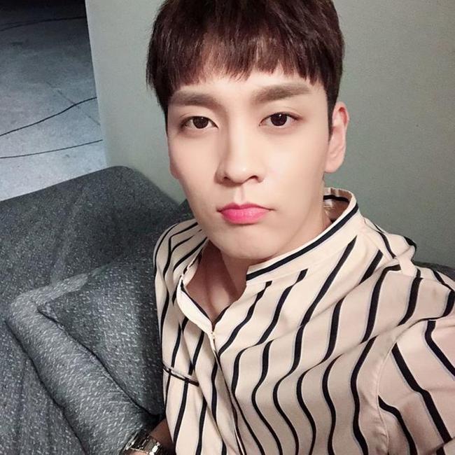 朴信惠的男人,回来了!卷毛花美男,看谁还嫌弃配不上女神(图5) 朴信惠龙俊亨怎么认识_崔泰俊 朴信惠 童星出身