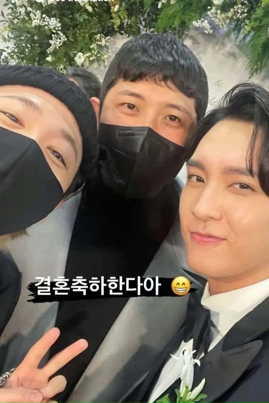 承包了韩剧女主角的“男神收割机”,朴信惠结婚了(图4) 朴信惠龙俊亨怎么认识_韩剧女主角朴信惠婚礼现场布置_朴信惠崔泰俊婚礼细节