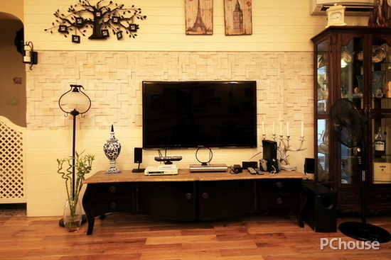 客厅瓷砖电视背景墙效果图