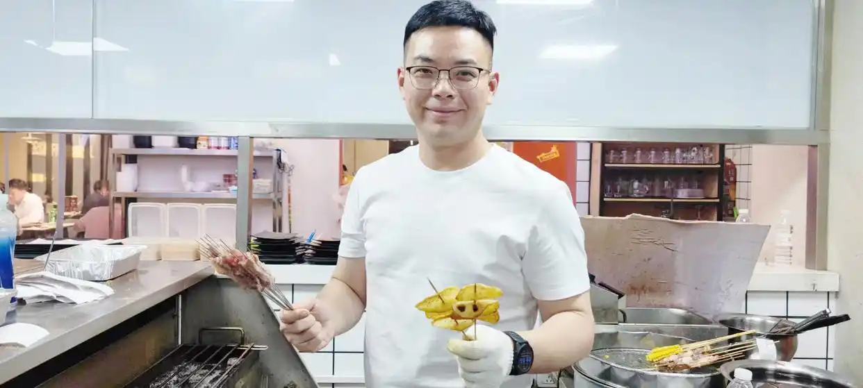 “肥猫”和他的烧烤创业梦(图1) 中年男人的创业故事_烧烤小店_中年男人的烦恼