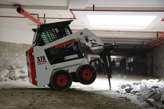 山猫V课堂丨S70维保指南!(图1) 山猫S70维护保养_装载机维修保养记录_S70装载机日常点检