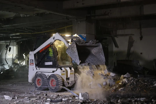 山猫V课堂丨S70维保指南!(图10) S70装载机日常点检_山猫S70维护保养_装载机维修保养记录