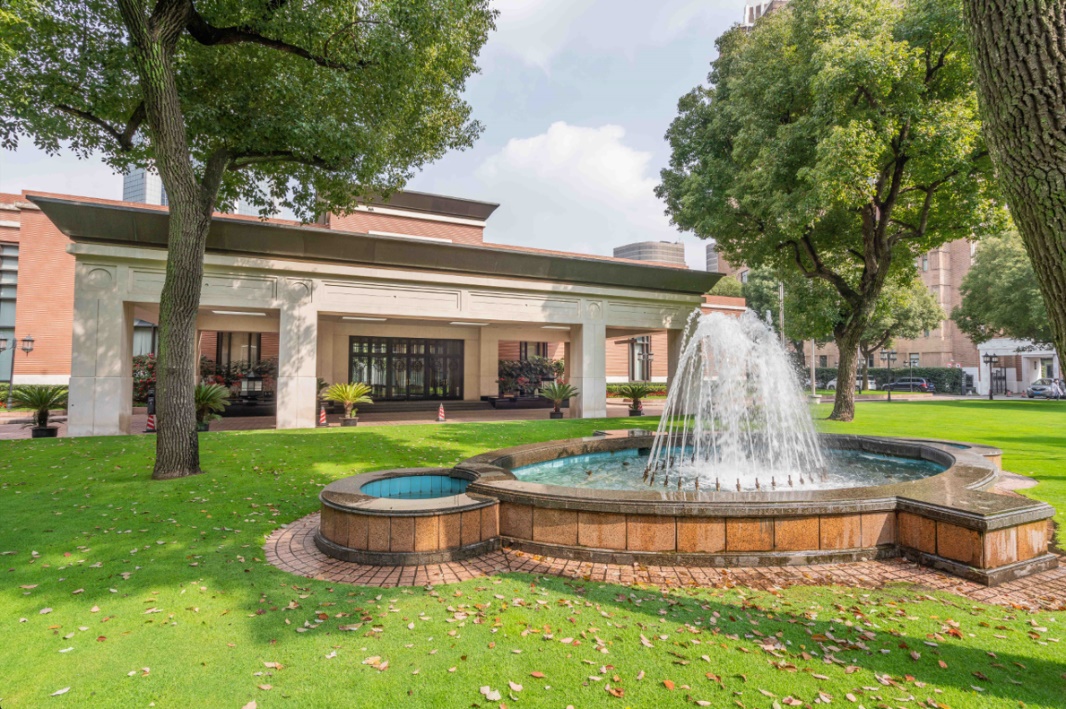 “锦江丽笙酒店”旗下酒店推出年夜饭套餐及礼遇(图5) “锦江丽笙酒店”旗下酒店推出年夜饭套餐及礼遇