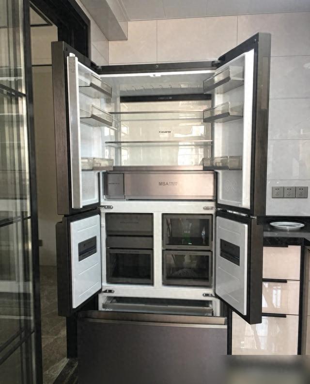 卡萨帝/西门子/松下,万元级冰箱选谁不踩坑?内行人实话实说(图1) 卡萨帝西门子松下冰箱对比评测_松下电冰箱售后_高端冰箱卡萨帝西门子松下