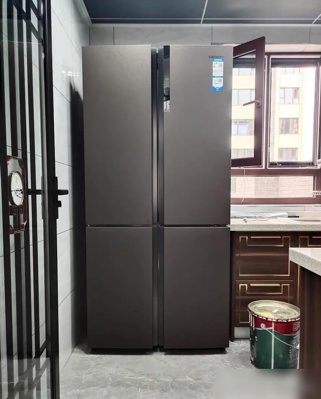 卡萨帝/西门子/松下,万元级冰箱选谁不踩坑?内行人实话实说(图4) 高端冰箱卡萨帝西门子松下_松下电冰箱售后_卡萨帝西门子松下冰箱对比评测