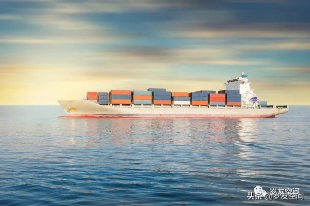 集装箱建筑特征_玻璃钢房子图片_集装箱建筑定义