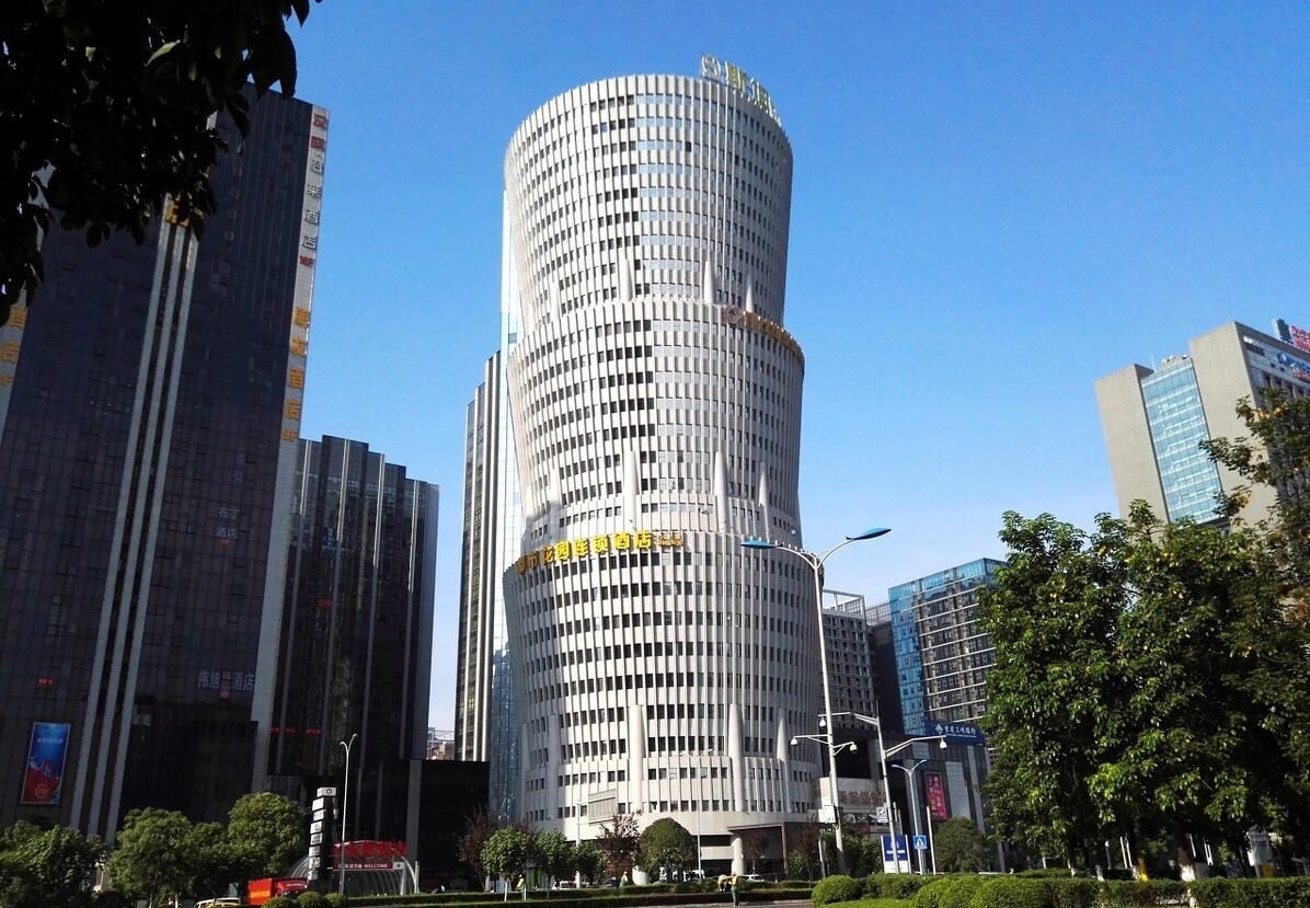 玻璃钢房子图片_最丑建筑盘点_中国千奇百怪建筑排名