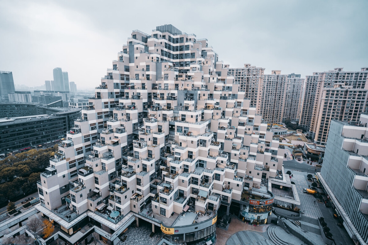 玻璃钢房子图片_中国千奇百怪建筑排名_最丑建筑盘点