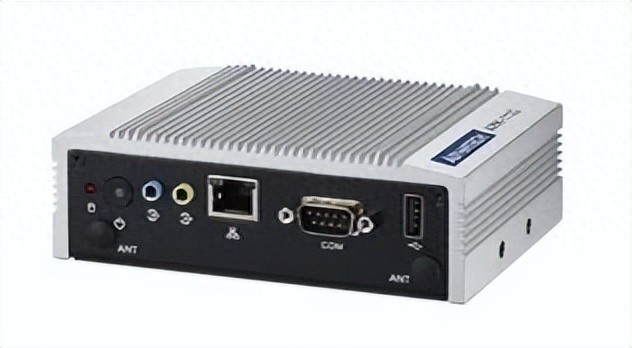 专为严苛场景而生:研华小型工控机推荐(图1) 工控机 小型化 工业物联网_苏州工控机维修