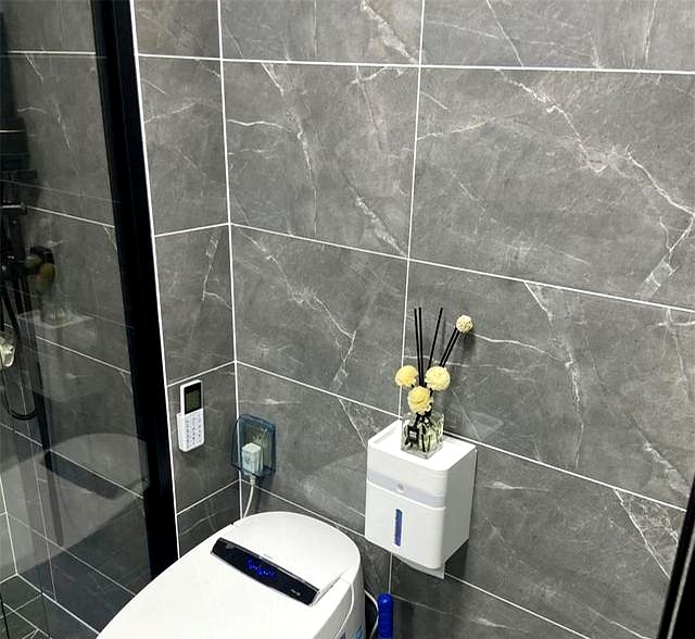 可惜装修不能重来,否则我发誓,卫生间绝对不去跟这7处风(图10) 卫生间清洁神器_卫生间瓷砖用美缝吗_壁龛防霉地漏推荐