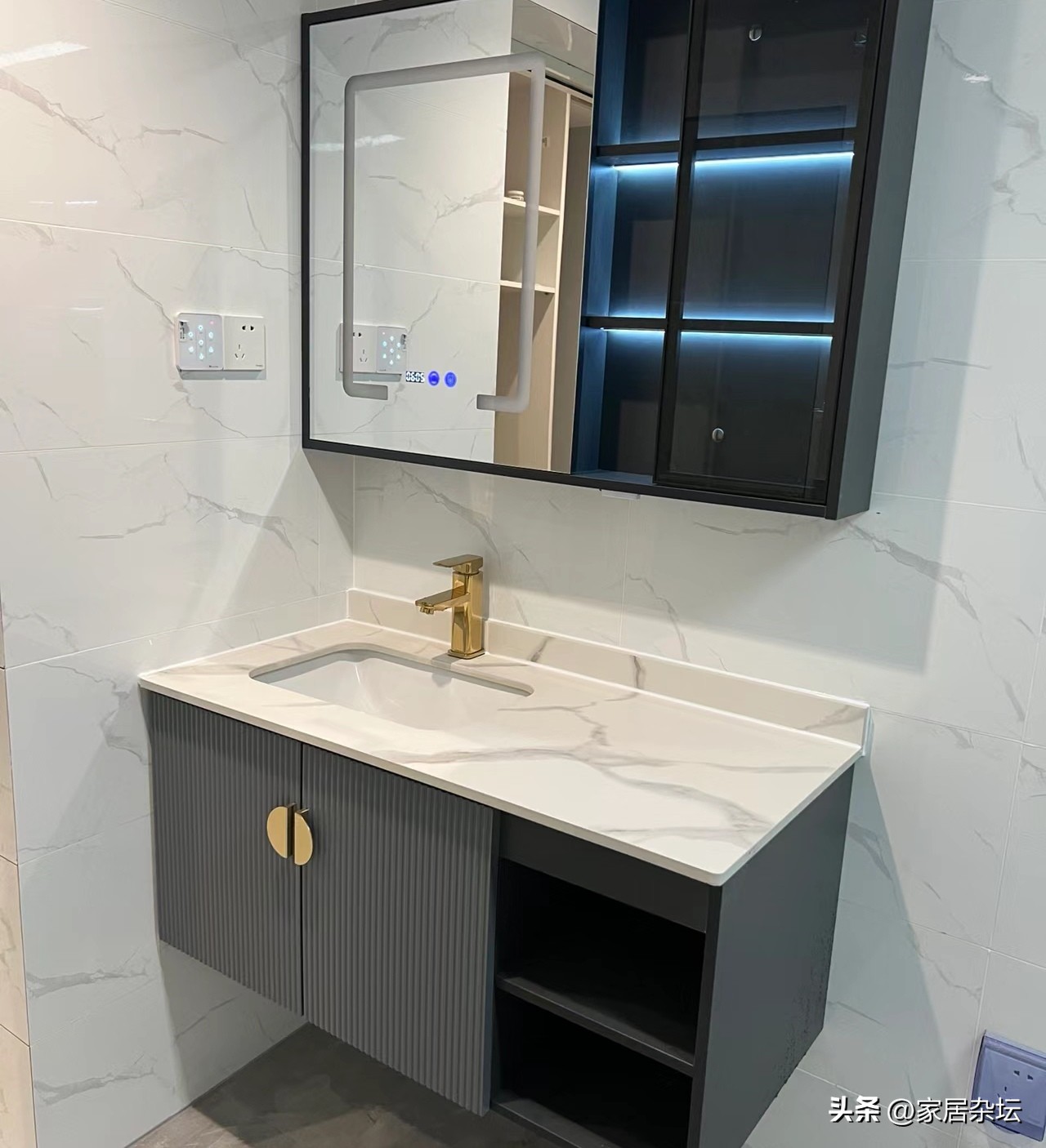 卫生间装修,建议一定做好这7点!家务量“不止减半”还耐用(图11) 卫生间装修减少家务量_浴室柜吊装设计_卫生间瓷砖用美缝吗