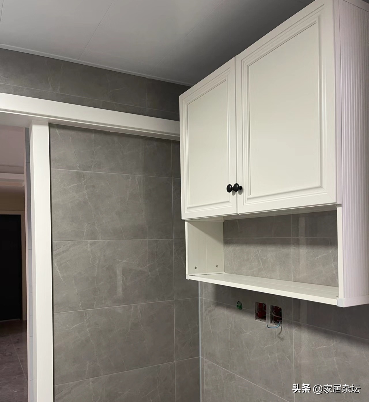 卫生间装修,建议一定做好这7点!家务量“不止减半”还耐用(图4) 卫生间装修减少家务量_浴室柜吊装设计_卫生间瓷砖用美缝吗
