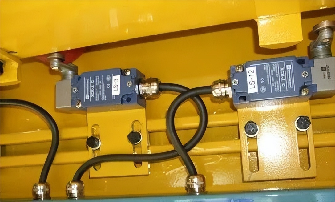 防爆区域电气连接是否必须采用防爆挠性连接管?(图3) 防爆电气连接规范_防爆挠性连接管_防爆管价格