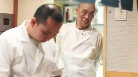 6部关于美食的电影,馋人又治愈!(图20) 美食题材电影_治愈系美食电影_高评分美食电影排行榜