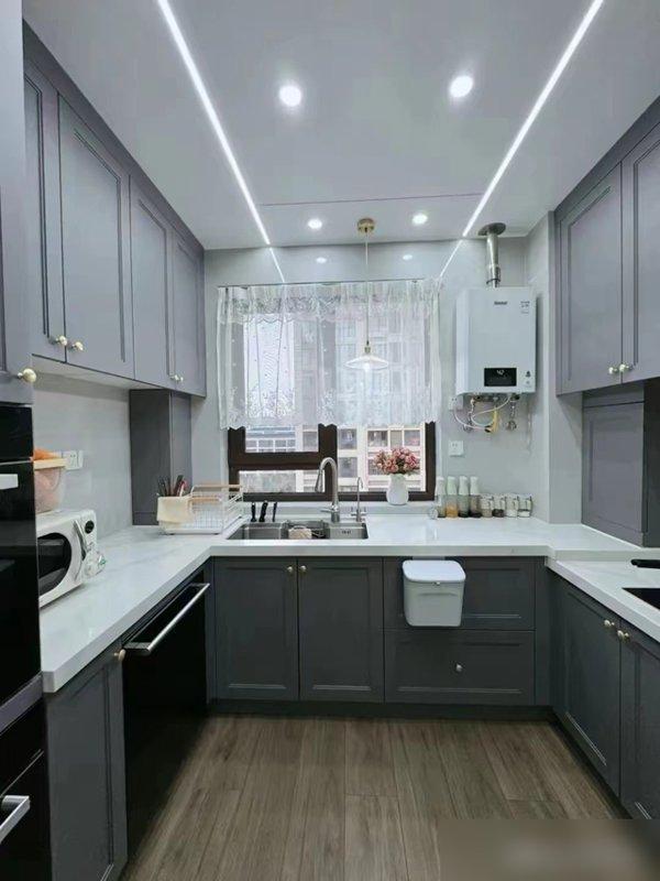 天津一70后阿姨的极简生活,全屋因干净而富有,处处透露着高级感(图4) 100平房子装修设计图_美式风装修_极简收纳设计