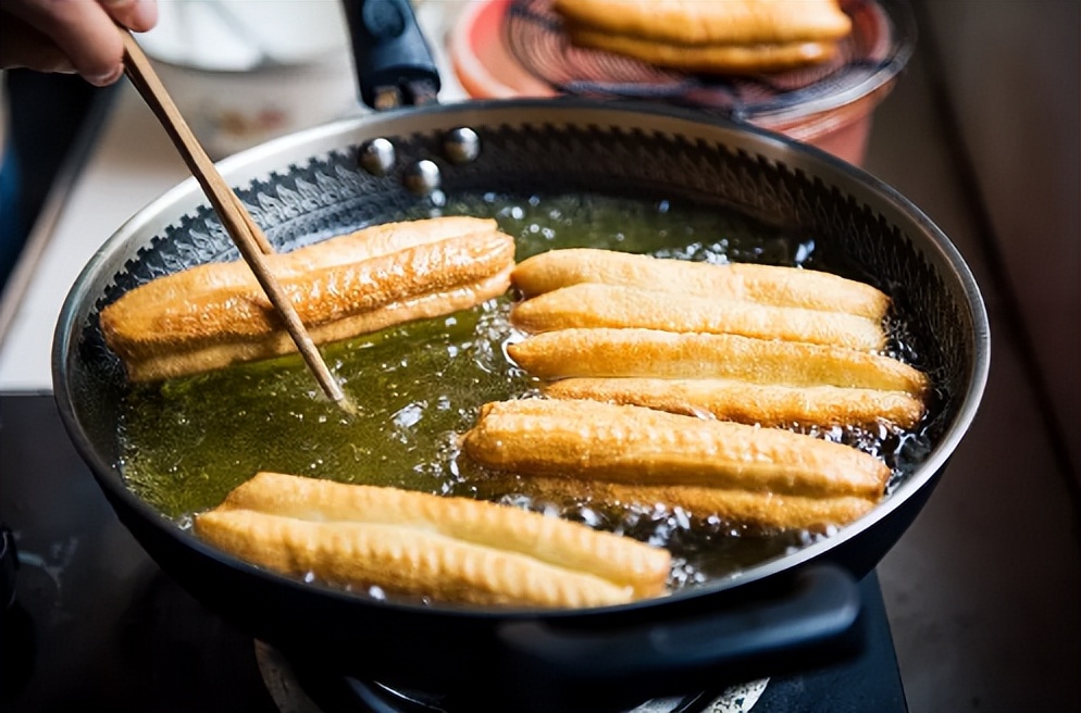 中国美食的“洋名字”太夸张,吃货们都笑出猪叫:老外太有才了(图7) 北京烤鸭洋名_中国美食洋名_开封小吃英文介绍