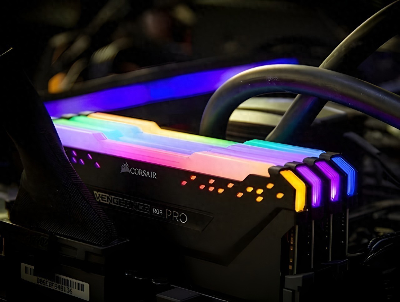 不同品牌内存组双通道_惠普笔记本电脑如何安装内存条_双通道内存怎么选