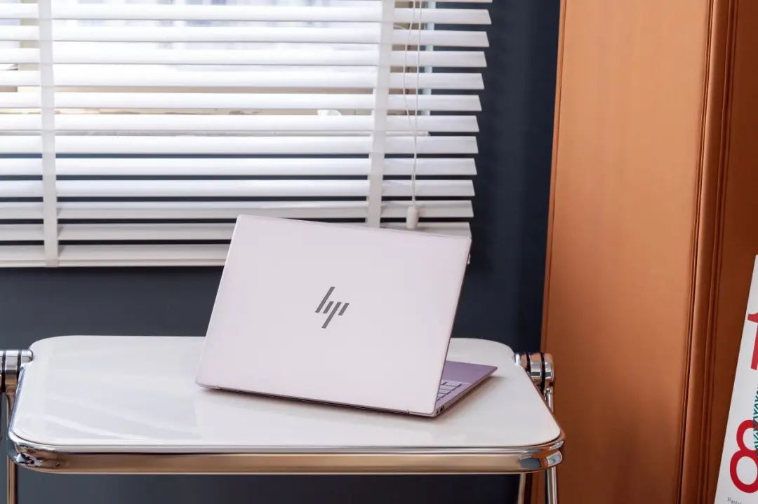 挑战一次性处理完1000张照片?惠普星Book Pro 14锐龙版体验(图2) 惠普星Book Pro 14锐龙版 32GB内存 1000张照片处理_惠普笔记本电脑如何安装内存条