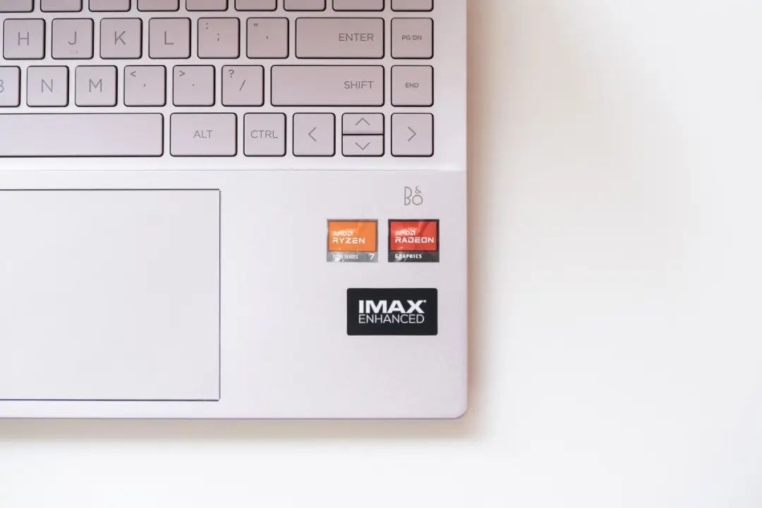 挑战一次性处理完1000张照片?惠普星Book Pro 14锐龙版体验(图12) 惠普星Book Pro 14锐龙版 32GB内存 1000张照片处理_惠普笔记本电脑如何安装内存条