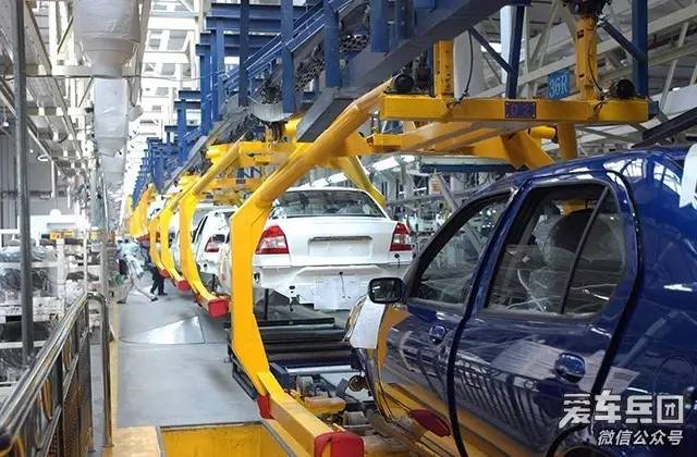 山寨车好吗? 中国山寨车为什么这么火?(图2) 众泰汽车山寨案例分析_中国山寨跑车_中国品牌山寨汽车发展