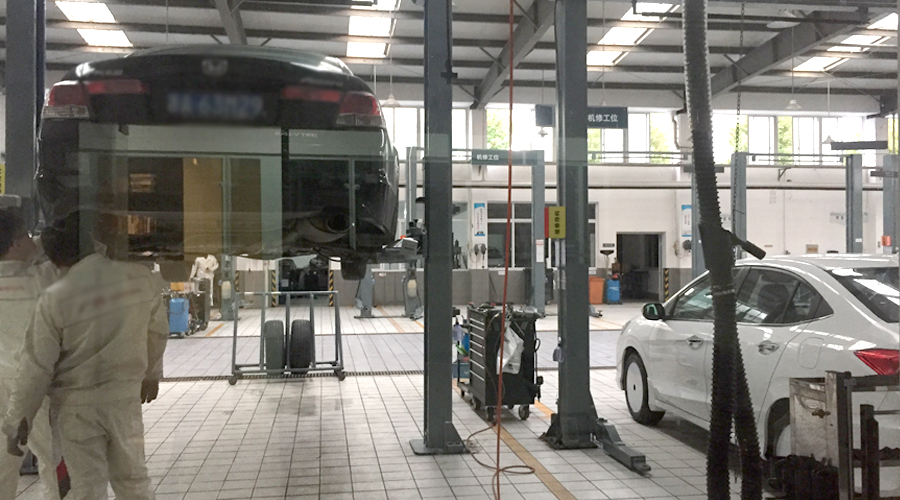 4S店保养这么贵!和外面维修店差别到底在哪里?(图1) 4S店保养和外面保养的区别_维修配件进货渠道不同_汽车维修保养店区分