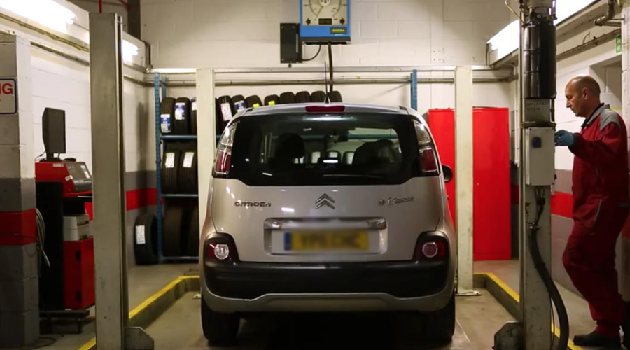 4S店保养这么贵!和外面维修店差别到底在哪里?(图3) 4S店保养和外面保养的区别_维修配件进货渠道不同_汽车维修保养店区分