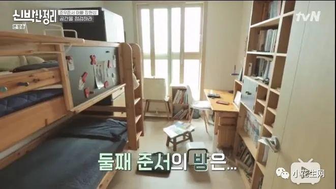 三个妈妈给娃精心布置“书桌区”,好多“鸡娃小心机”(图22) 写字台家具宜家_日本韩国美国书桌布置攻略_打造专注学习书桌区