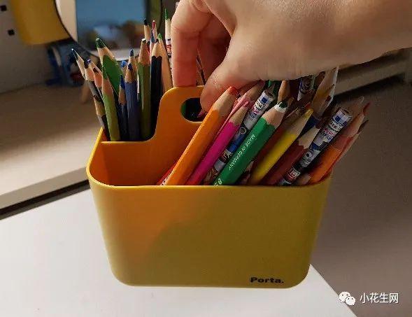 三个妈妈给娃精心布置“书桌区”,好多“鸡娃小心机”(图39) 日本韩国美国书桌布置攻略_写字台家具宜家_打造专注学习书桌区