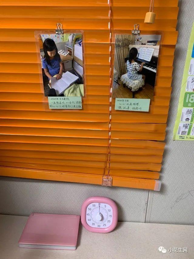 三个妈妈给娃精心布置“书桌区”,好多“鸡娃小心机”(图8) 写字台家具宜家_打造专注学习书桌区_日本韩国美国书桌布置攻略