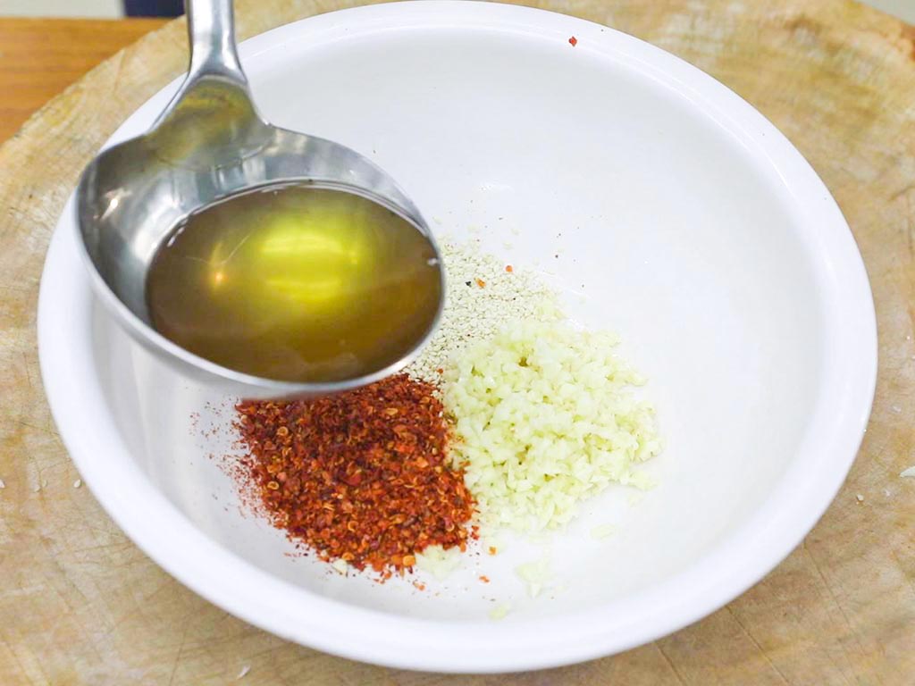 明日中伏要吃面,分享5种家常面条的做法,营养又开胃,轻松度夏(图12) 素菜的做法大全家常_中伏面条食谱_陕西削筋面做法