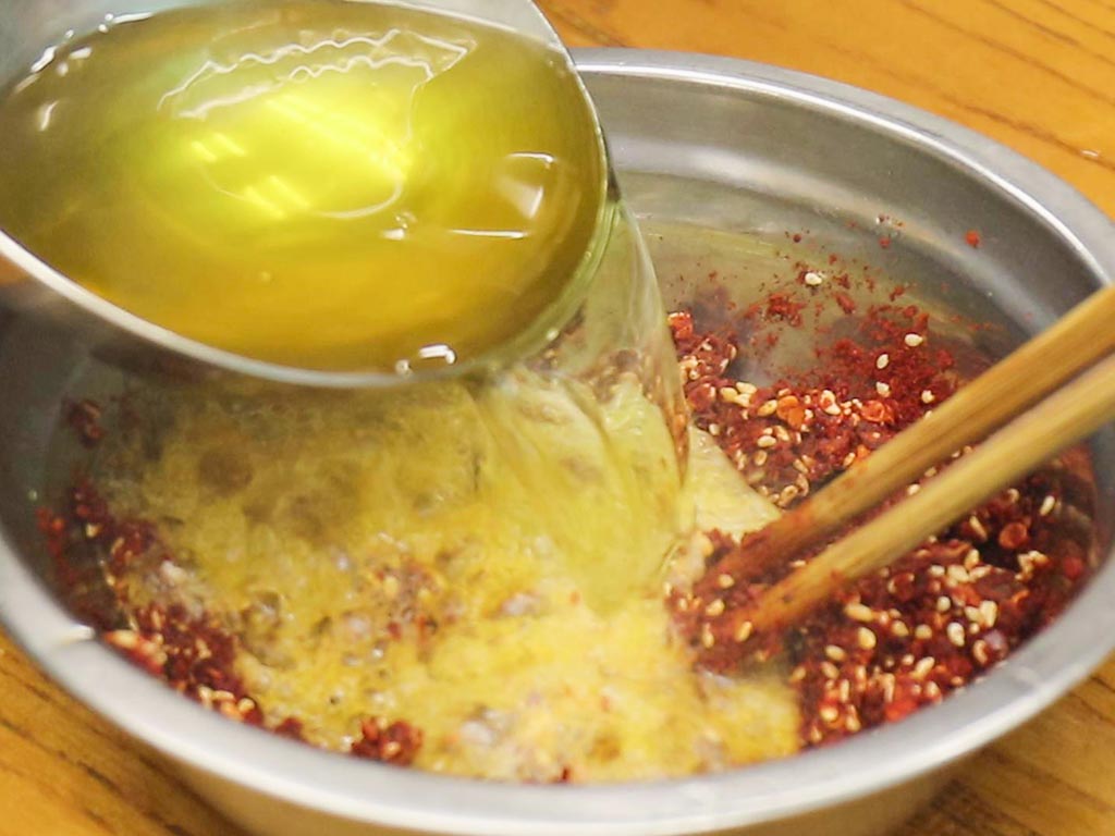 明日中伏要吃面,分享5种家常面条的做法,营养又开胃,轻松度夏(图3) 素菜的做法大全家常_中伏面条食谱_陕西削筋面做法