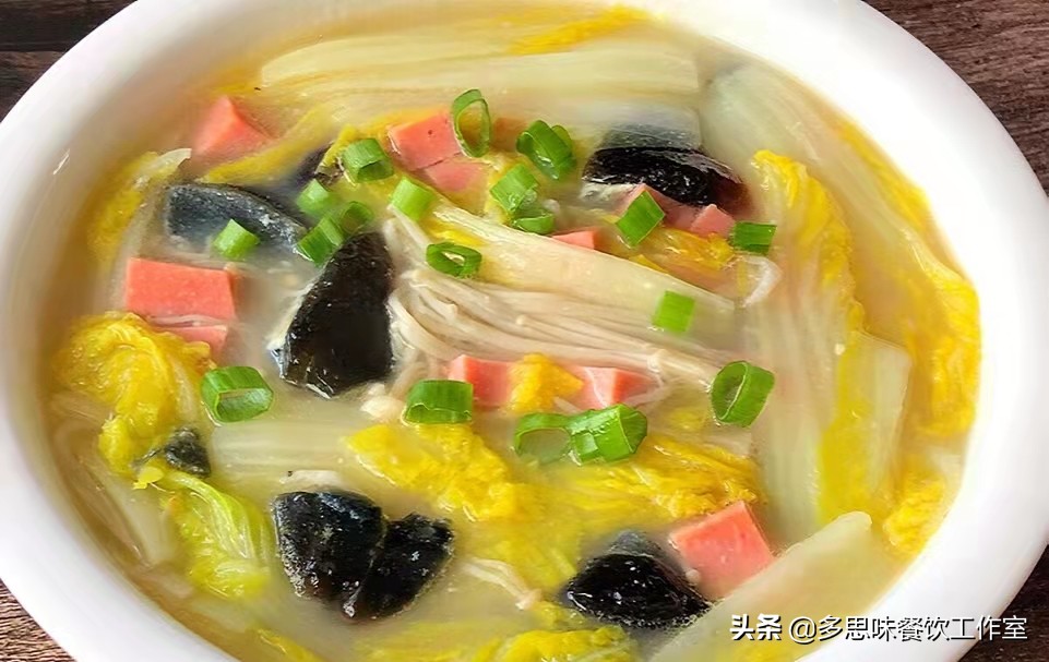 不知道吃什么?味道鲜美的10种家常汤菜做法,大人小孩都喜欢吃(图2) 素菜的做法大全家常_家常汤菜做法_味道鲜美汤菜食谱