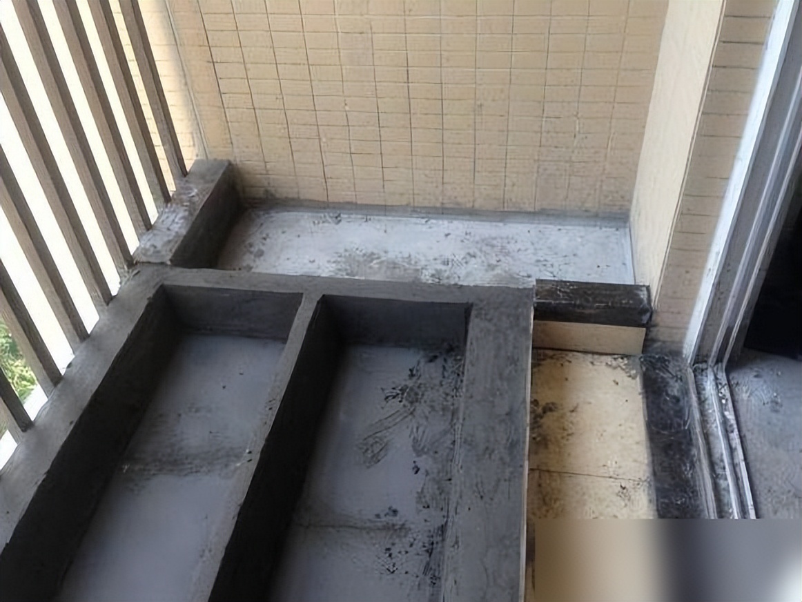 阳台鱼池教程_200元阳台鱼池做法_阳台鱼池装修效果图