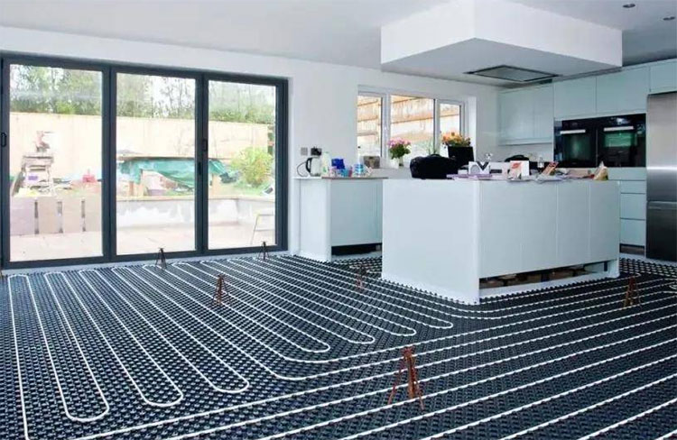 空气能地暖90平费用_空气能热泵采暖费用_影响空气能热泵采暖费用的因素