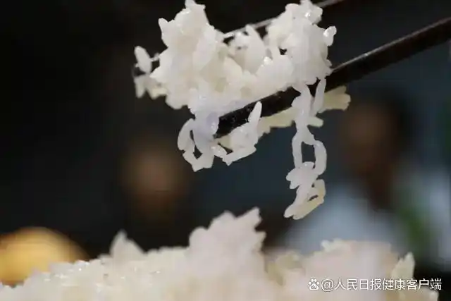 吃米VS吃面,哪个更容易长胖、升血糖、伤心血管?这么吃才健康(图2) a型血的人可以经常吃面食吗_主食类型与心血管疾病风险_吃面与心血管健康关联