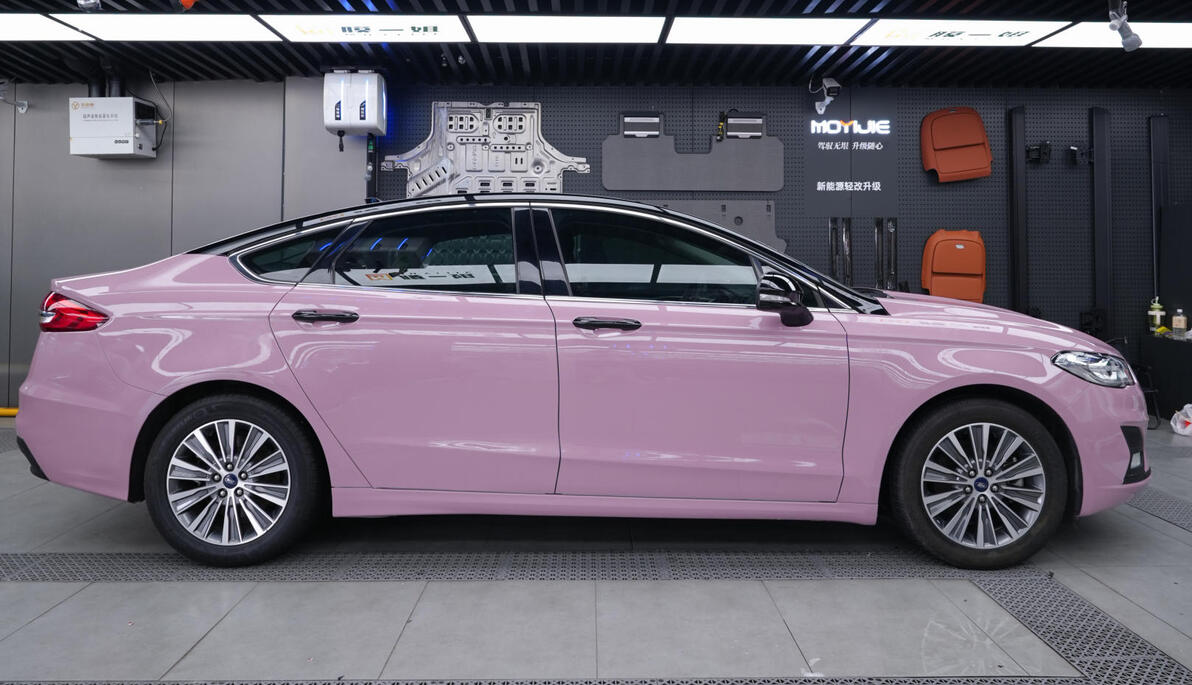 国产改色膜品牌推荐_汽车防爆膜品牌大全_如何挑选合适的改色车衣