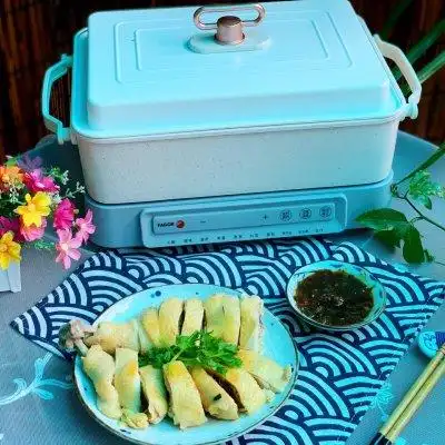 做白切鸡什么料_如何制作鲜爽香嫩的白切鸡_白切鸡怎么做才皮脆肉滑