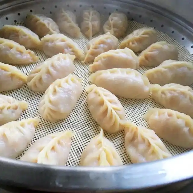 白菜豆腐蒸饺做法_白菜豆腐蒸饺馅料_白菜粉条蒸饺的做法