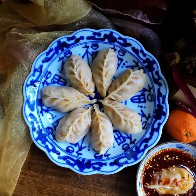 白菜粉条蒸饺的做法_白菜豆腐蒸饺馅料_白菜豆腐蒸饺做法