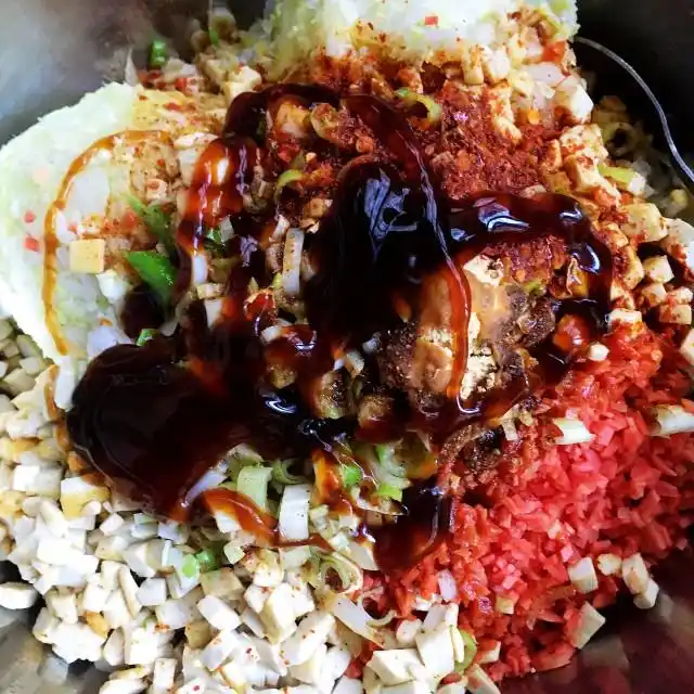 白菜豆腐蒸饺馅料_白菜豆腐蒸饺做法_白菜粉条蒸饺的做法